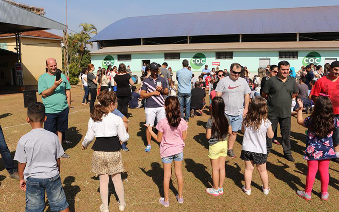 Comemoração do Dia dos pais na escola COC Araraquara