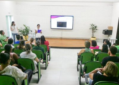 Professores e profissionais se preparam para volta às aulas