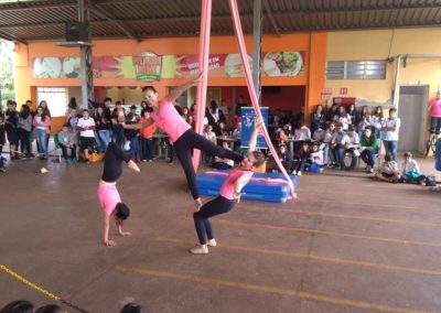 Intervalo escolar com apresentações culturais